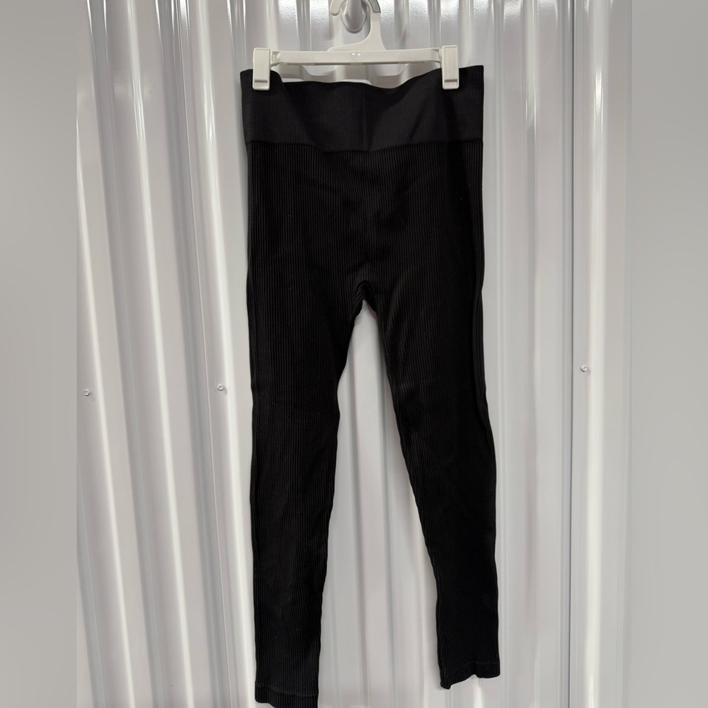 Black Ribbed Leggings
